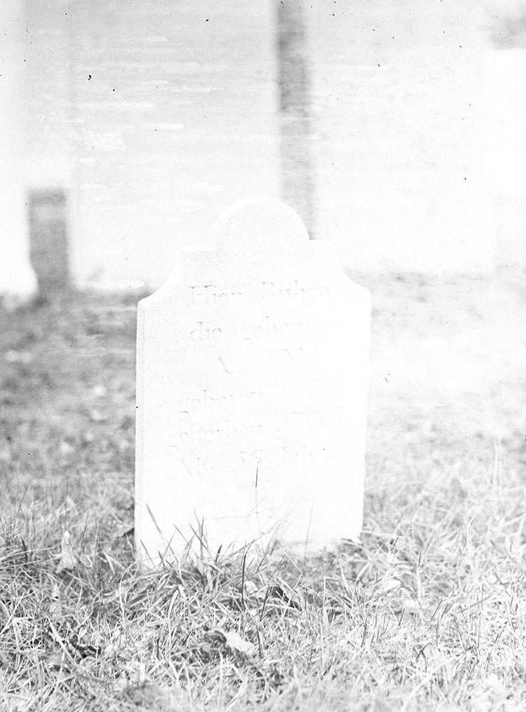 Original Headstone of Alexander Mack