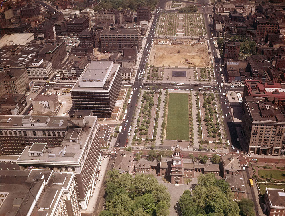 Air shot Independence Mall in color