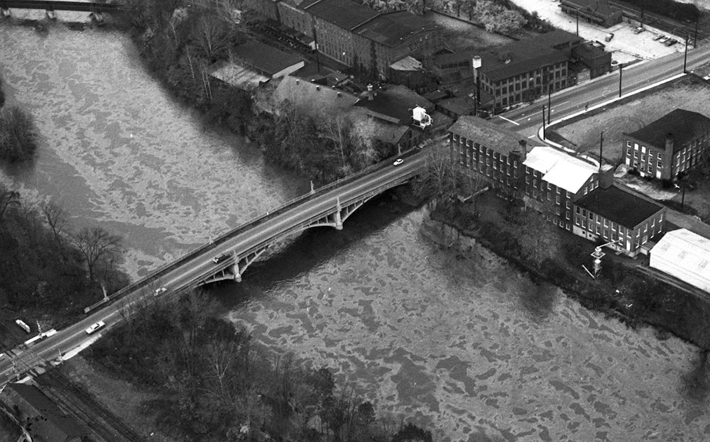 Schuylkill River and bridges