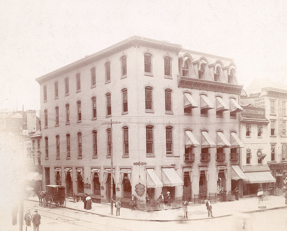 Chestnut Street at Broad, southeast corner