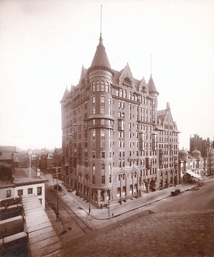 Hotel Walton, Broad Street at Locust