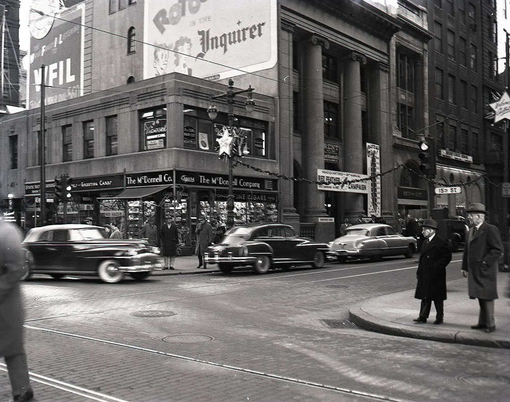 Chestnut and 15th Streets, Northeast Corner