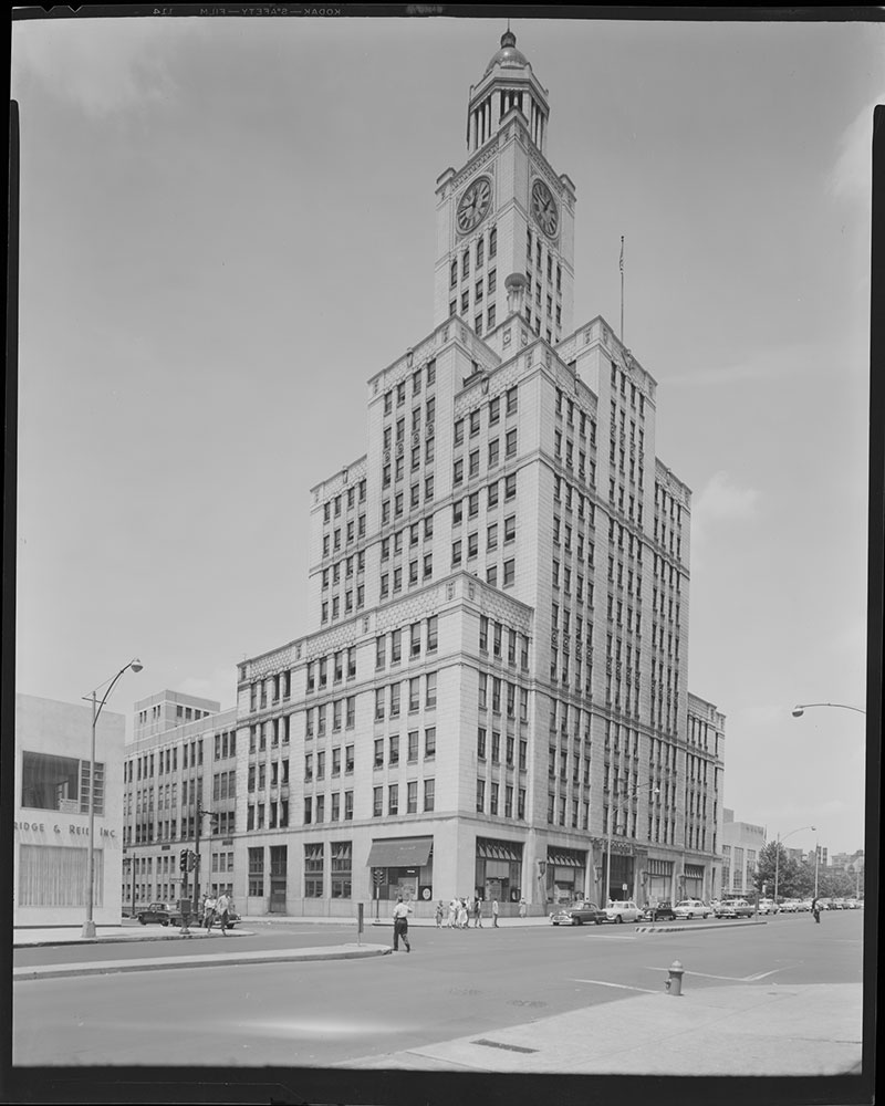 Broad & Callowhill Streets, Northwest Corner (Inquirer Building)