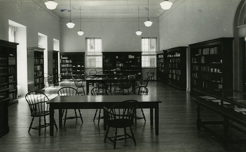 Philadelphia Custom House - Interior - Postcard (b)