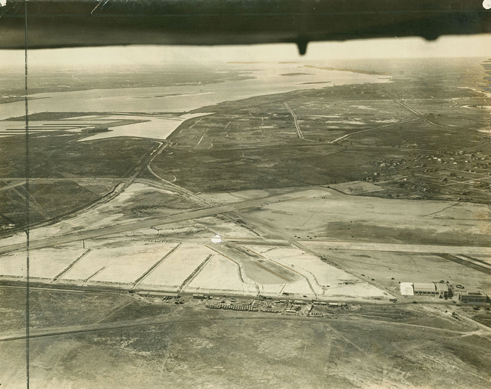 Aerial Photograph of S. Davis Wilson Airport (a)
