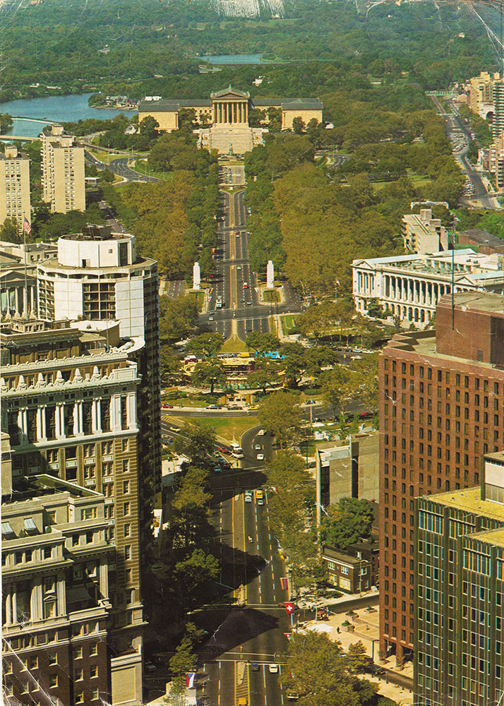 Green Aerial View of Parkway