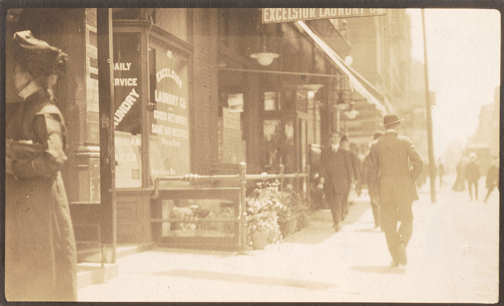 Streets: 15th Street, north from Chestnut Street, east side