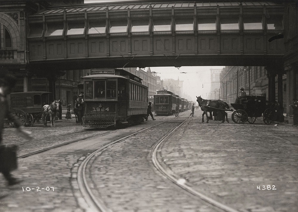 Trolley cars no. 1984, 1883