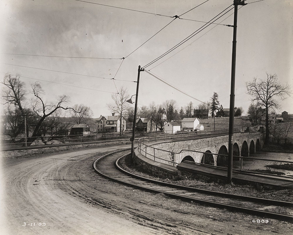 Doylestown Line, bridge at Edison