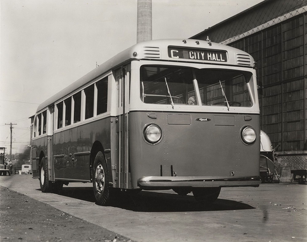 City Hall bus