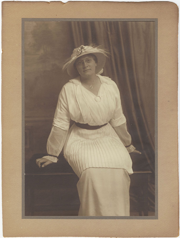 Photograph of Edith Lubin