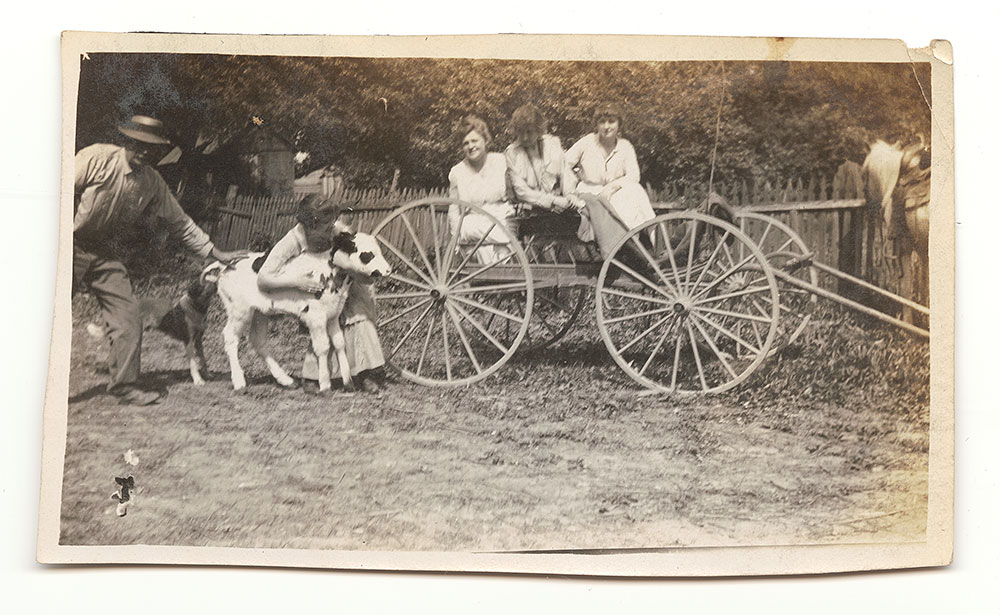 Photograph of Verna Weand, Catherine Miller, Hilda Weand, and Unknown
